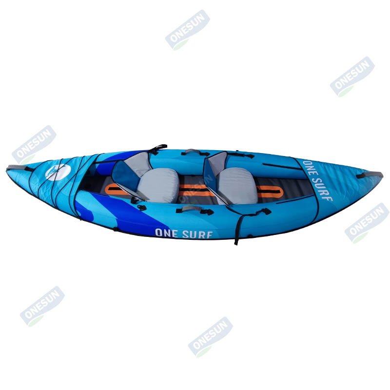 Petit kayak gonflable pour deux personnes